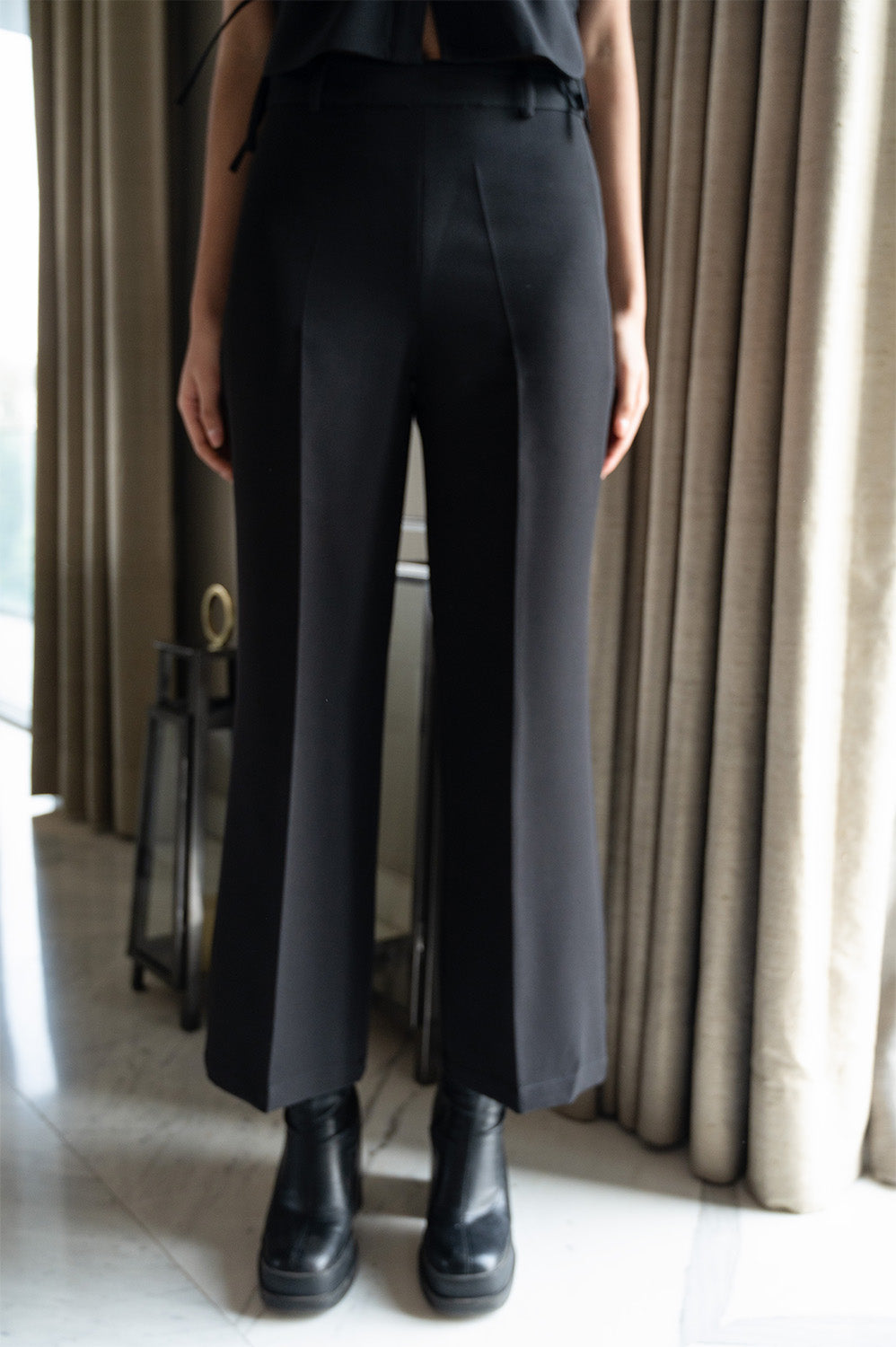 Straight tailored trousers